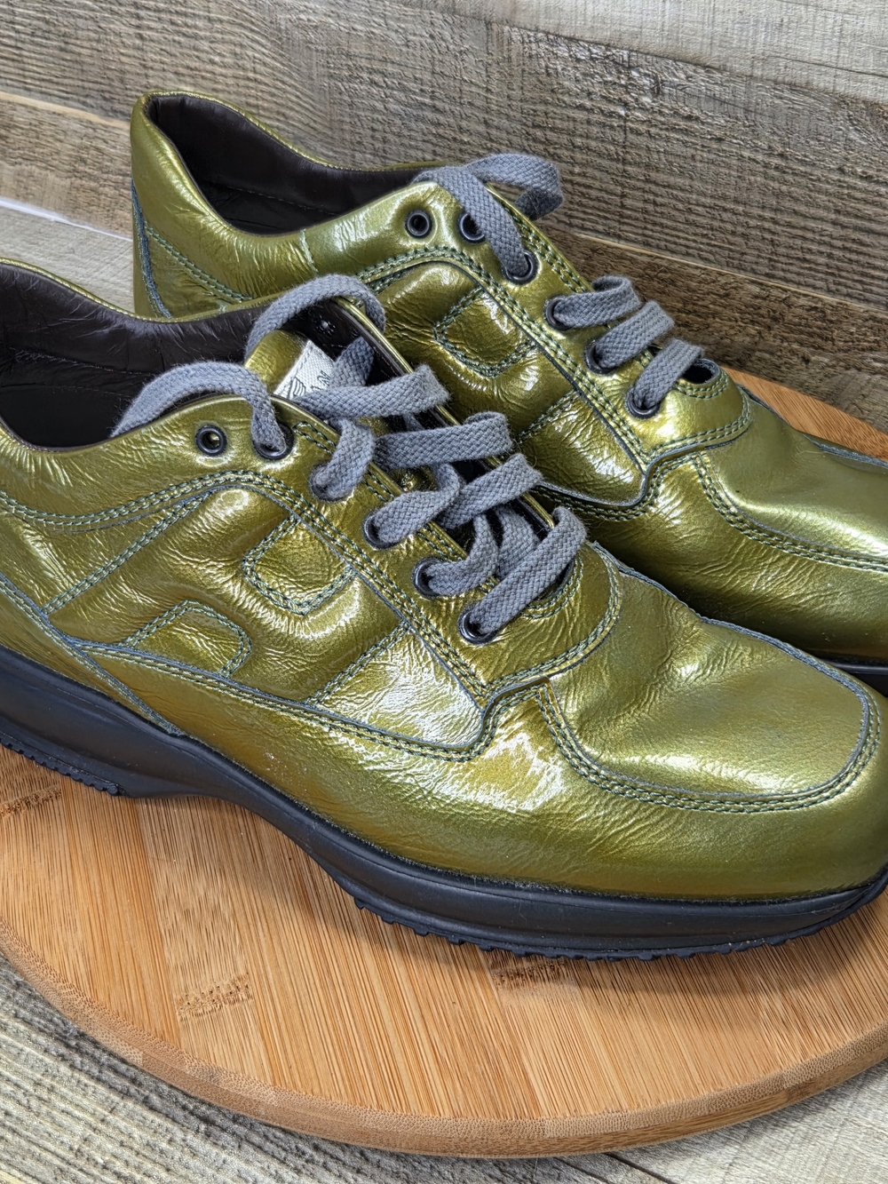 Vintage RARE Hogan Men's Metallic Olive Green Lace-Up Sneakers Sz 7.5